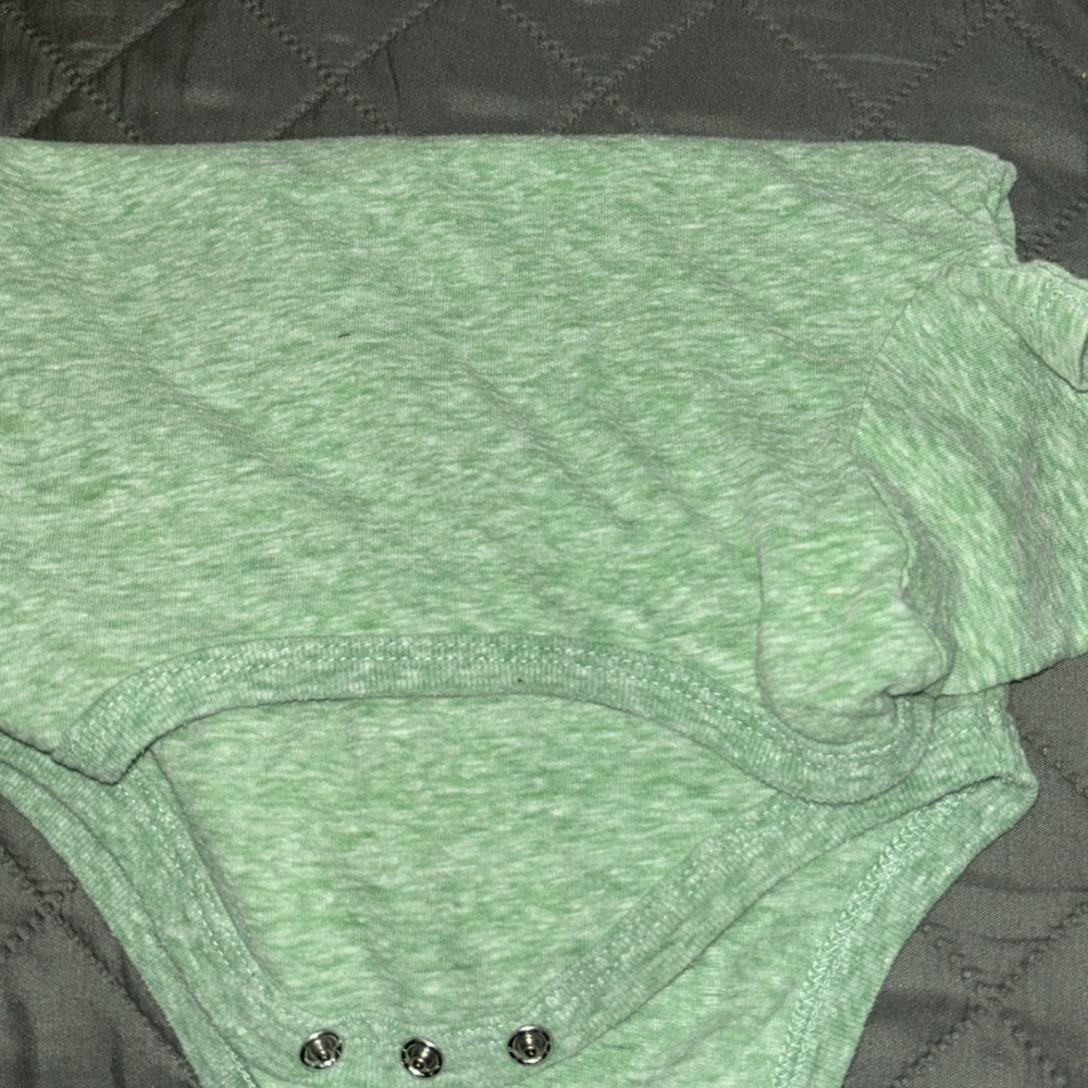 Pink Floyd 12m onesie THE DARK SIDE OF THE MOON light green 2016 music 1967 - Picture 6 of 9